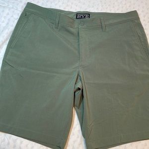 Mens Rye golf shorts